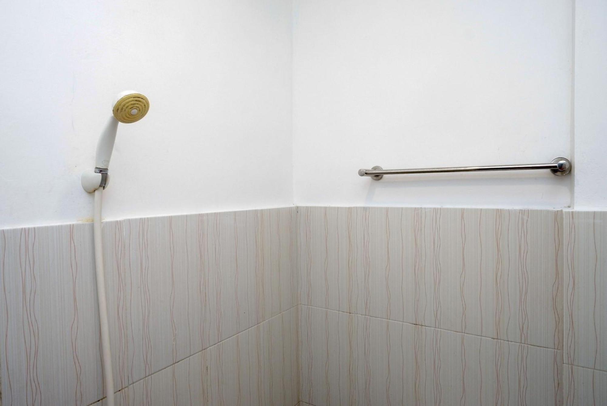 OYO 1592 Gading 4u Homestay Near RS Pratama Yogyakarta Bilik gambar